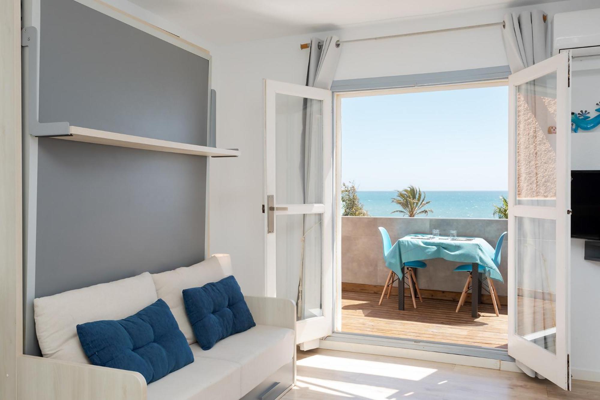 Levante19 Estudio Naturista Primera Linea مْبيرا المظهر الخارجي الصورة